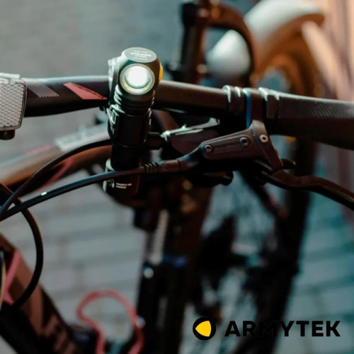 Светодиодный фонарь Armytek Wizard C2 Pro Magnet USB (F08701C) Холодный свет